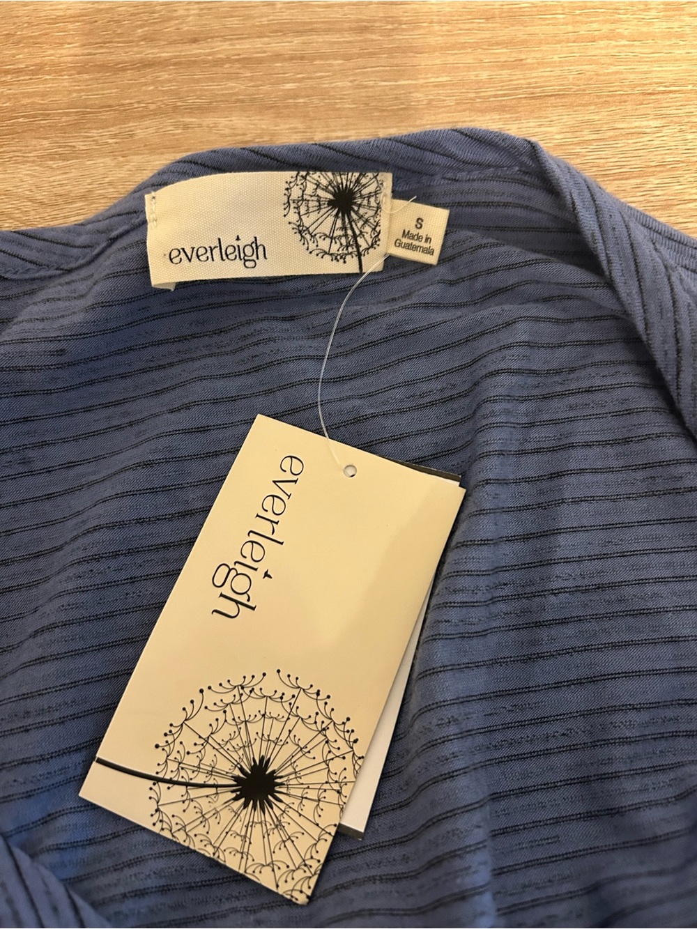 Everleigh Women S Blue Striped Tie Front Button Long Sleeve Top NWT - Picture 3 of 4